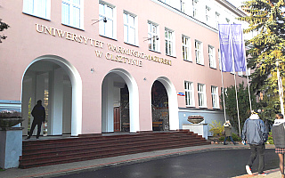 CBA bada przetargi Uniwersytetu Warmińsko-Mazurskiego na projekty o wartości prawie 10 mln zł CBA bada przetargi Uniwersytetu Warmińsko-Mazurskiego na projekty o wartości prawie 10 mln zł